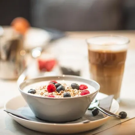 Chesa Pale アパート