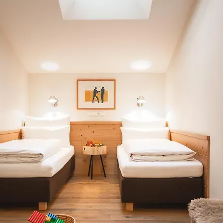 Chesa Pale アパート