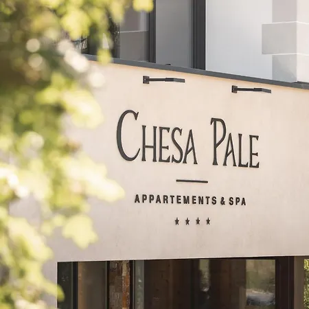Chesa Pale Apartment *