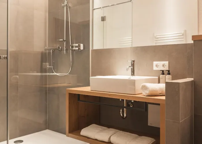 Chesa Pale Apartment Fiss